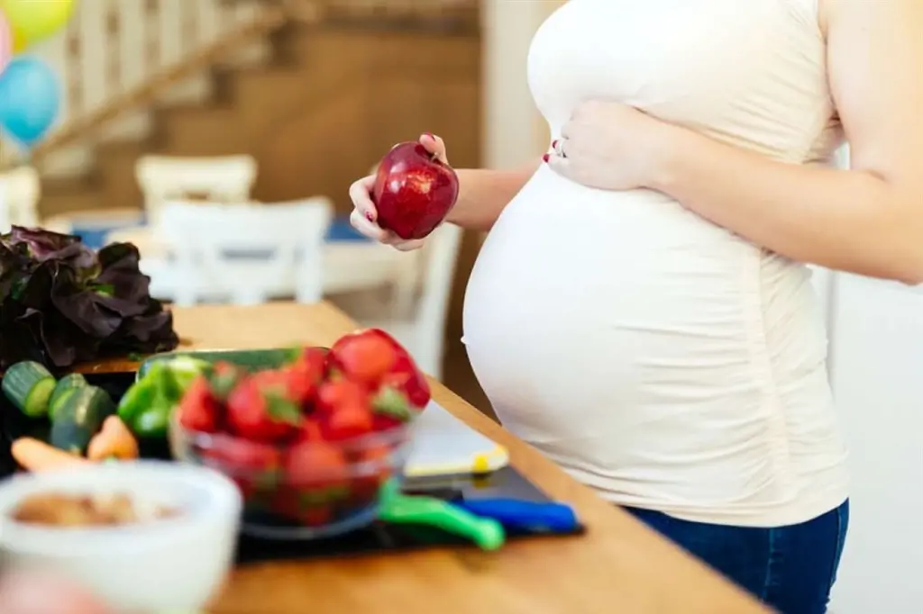 فوائد اوميغا 3 للحامل في الشهر الثامن ومواعيد تناوله